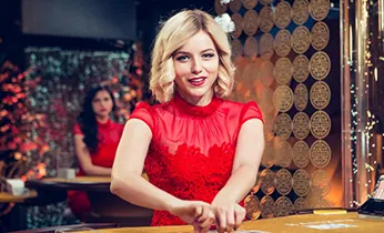 Mở ứng dụng và đăng nhập/đăng ký